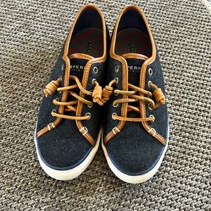 Sperry Topsiders 8M